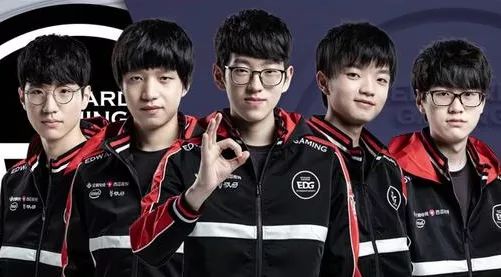 队长不仅仅 队长不仅仅