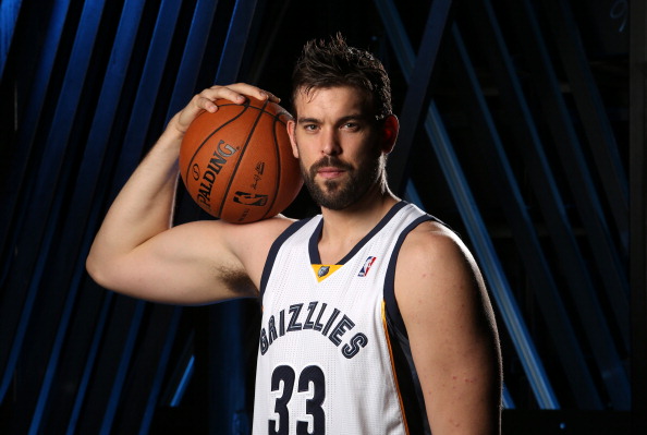 现出极强的 现出极强的