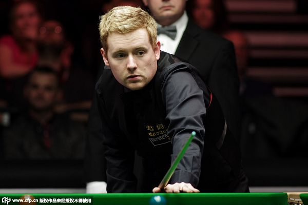 据绝对优势 据绝对优势