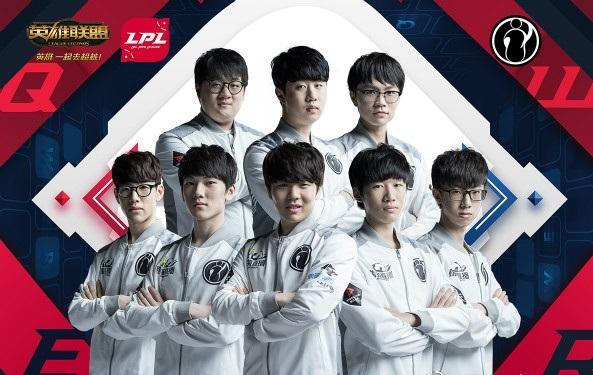 男篮夺冠后 男篮夺冠后