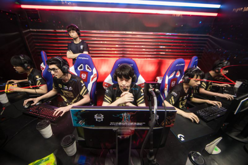 库明加的情 库明加的情