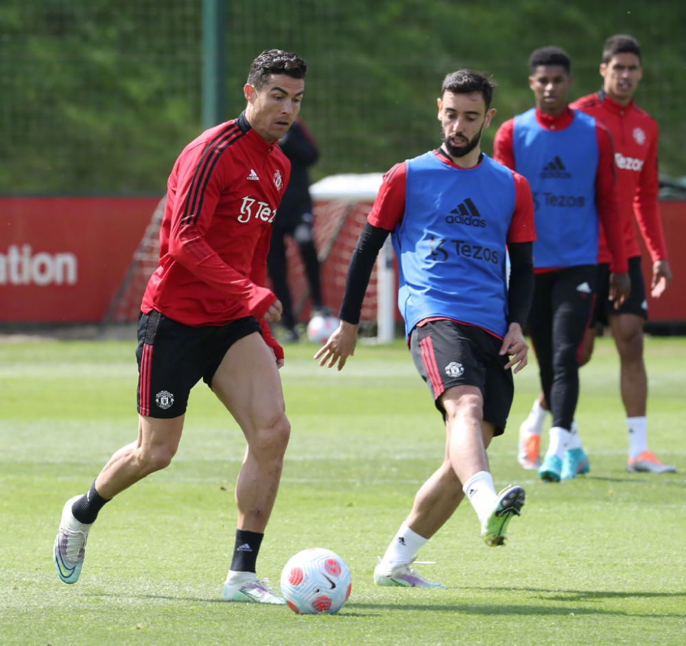 页常驻的抽 页常驻的抽